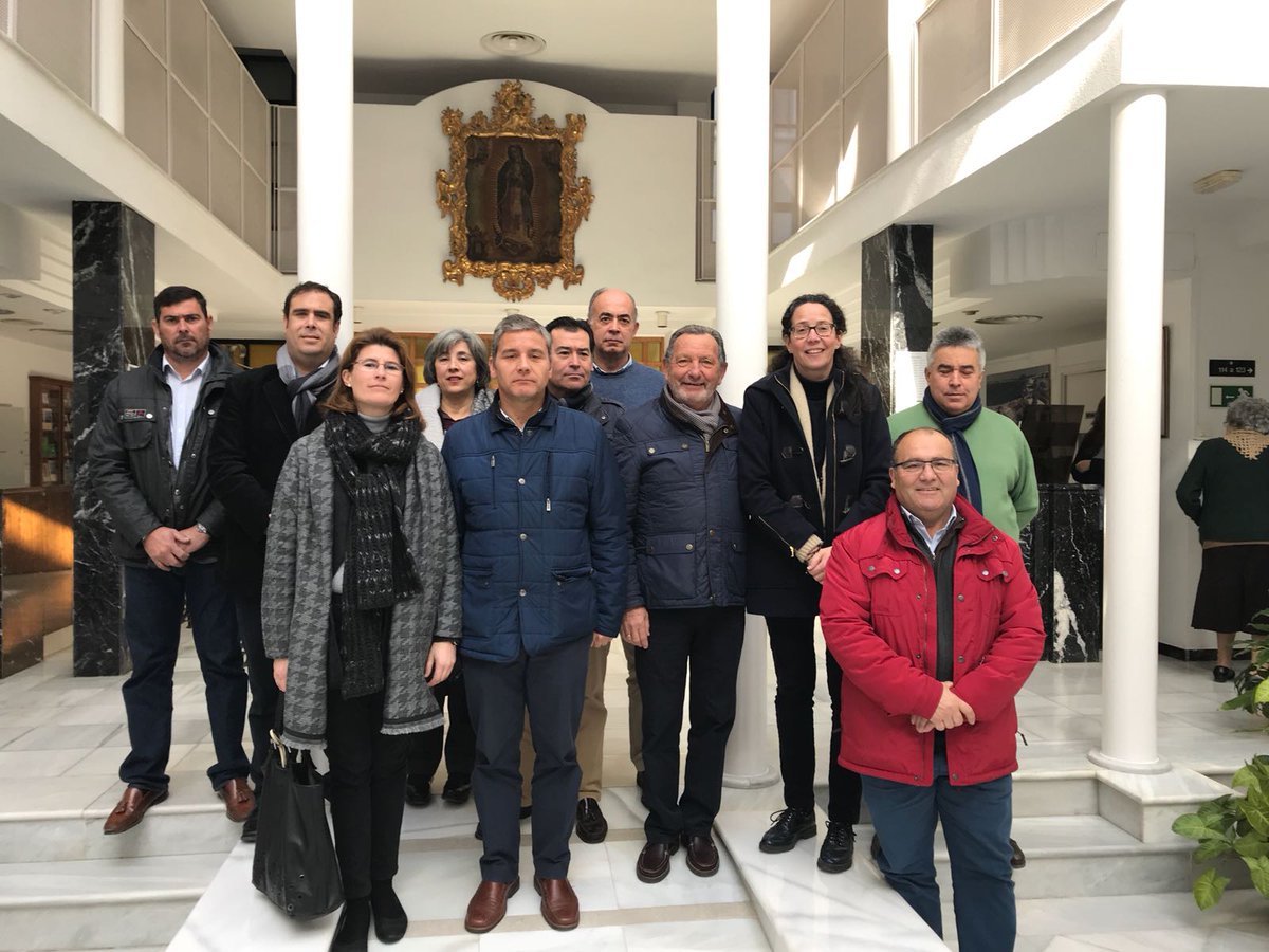 Hoy ha tenido lugar el retiro de Hermanos Mayores de Betania, donde nuestra Hermana Mayor ha estado presente junto a miembros del Consejo.