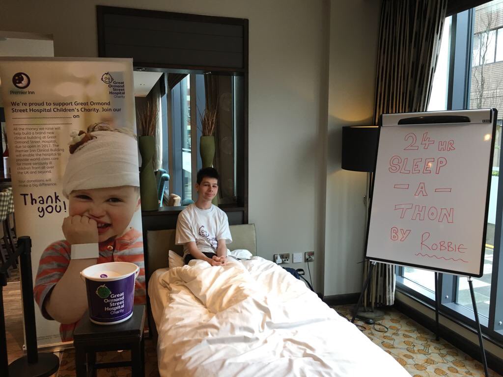 Omar_Negm2's tweet photo. #sloughwestisthebest #sleepAthon #GOSH @SWLondonPI @SDEBDD @RachelBaints_PI @WeRForceForGood @GreatOrmondSt #thank you @scottysmith83 https://t.co/2cHrZh1Mc6