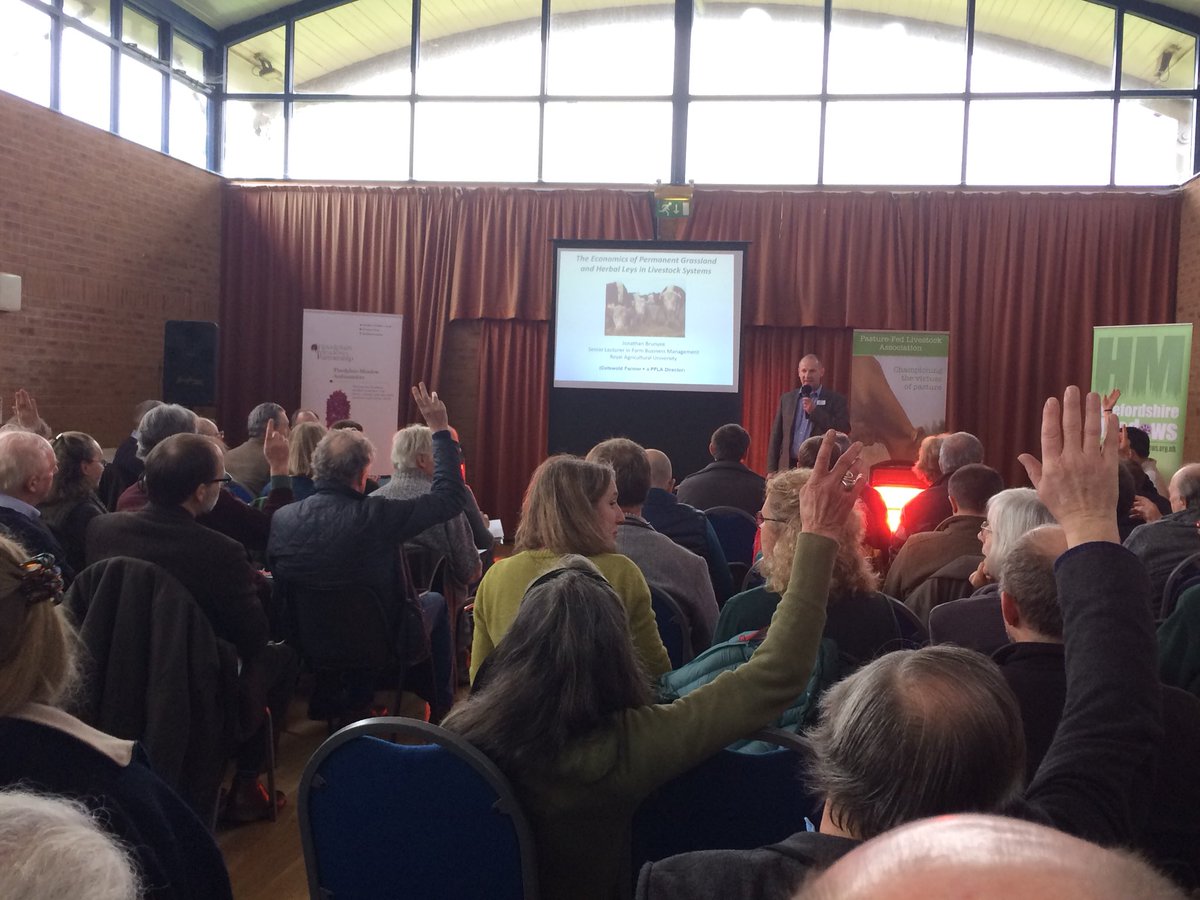 HfdshireKate's tweet photo. @ConygreeFarm has taken the floor at the Hfdshire Meadows Forum @NuffieldFarming @PastureForLife @RoyalAgUni #meadows #conservation #nuffield15 https://t.co/v8LgVKCLqn