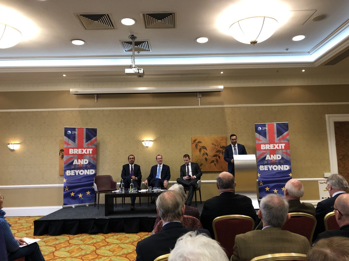 cllralexyip's tweet photo. #BrexitAndBeyond #europewherenext with @ddalton40 @APhotay @LordCallanan @ConsHeartlands @Conservatives #LetsTurnBirminghamBlue https://t.co/1MtUPqxJOy