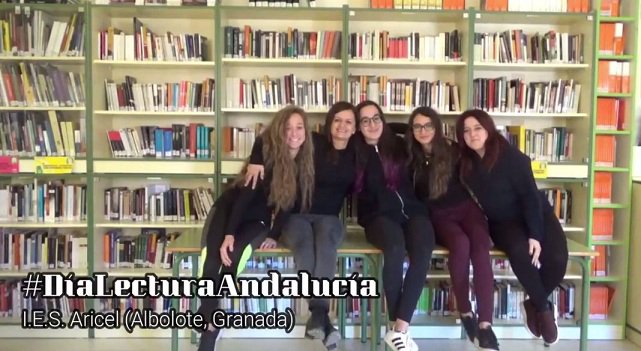 IndeGranada's tweet photo. El IES Aricel de Albolote obtiene uno de los Premios Andaluces #MinutodeLibro https://t.co/iu1AlTNKBr https://t.co/MF53jtsJeL