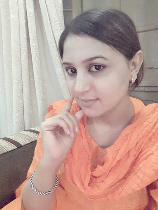AttaullahQuotes's tweet photo. #Pashto stage and Cd Drama #Artist #Sunbal has been shot dead during an attack on her residence at ShiekhMaltoon #Mardan #StopKillingArtist https://t.co/zxAtoKAkSZ