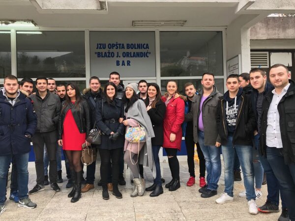 SD_CRNAGORA's tweet photo. OMLADINA SD BAR DONIRALA KRV #OSDBR https://t.co/JYPA1lm3ww https://t.co/ATplFhDxIz