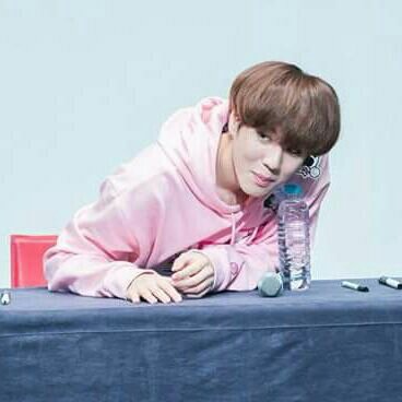 Widad9ahgase's tweet photo. Our baby maknae 🌾
#TwitterBestFandom
#TeamGOT7 
Retweet as much as u can ahgases 👀❤ https://t.co/ojl0GhZMgr