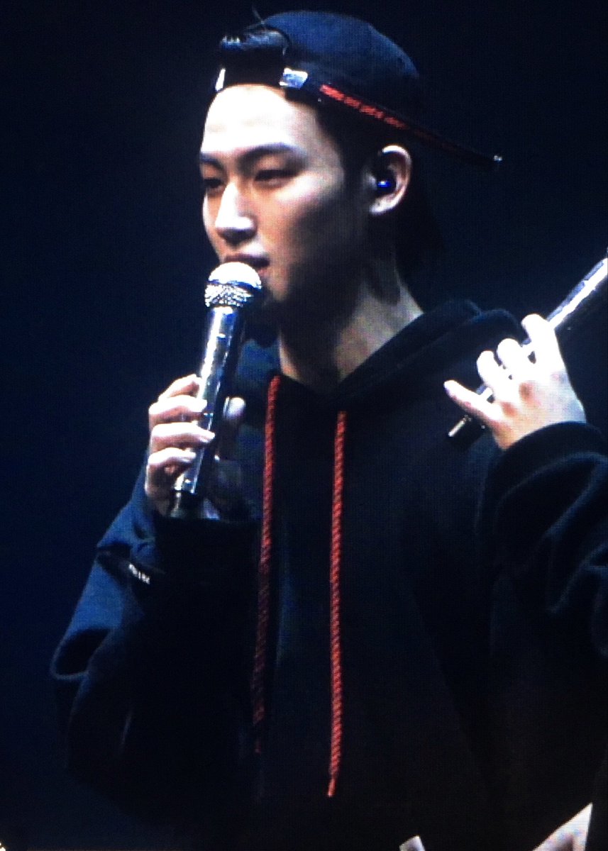 ppomoppang's tweet photo. [📱] 180203 #GOT7 #갓세븐 #JB #재범 #jaebum https://t.co/KHOkWqrVKD