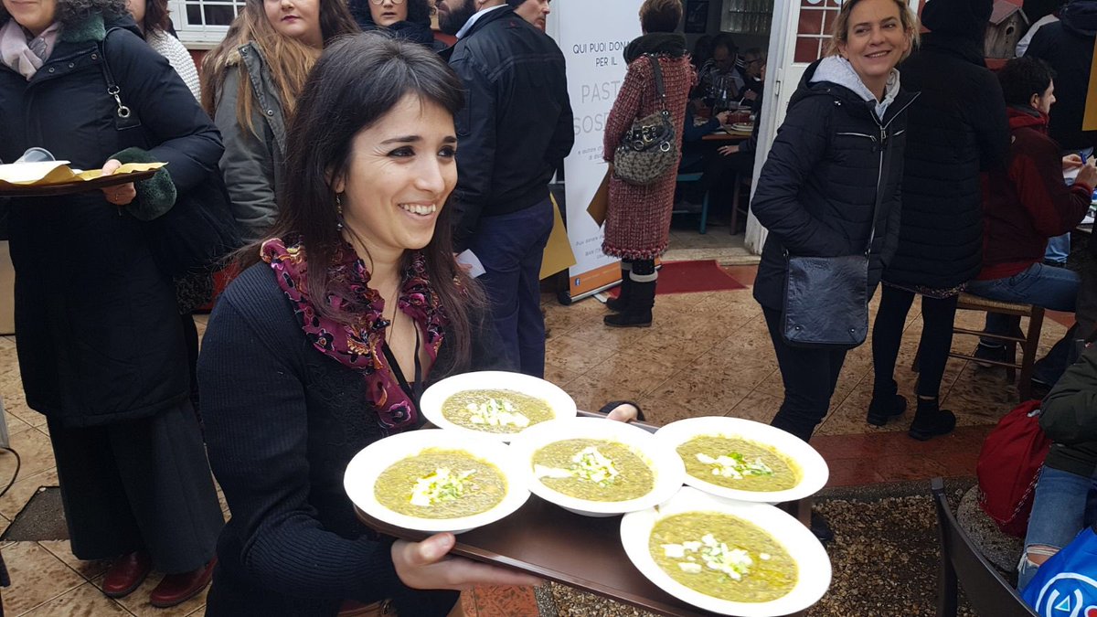 Diregiovani's tweet image. 1 anno di #PastoSospeso con @Erriders e @rubio_chef 🍝

#chefrubio #errideluca #roma #garbatella