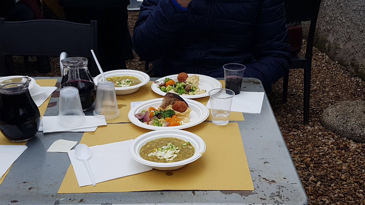Diregiovani's tweet image. 1 anno di #PastoSospeso con @Erriders e @rubio_chef 🍝

#chefrubio #errideluca #roma #garbatella