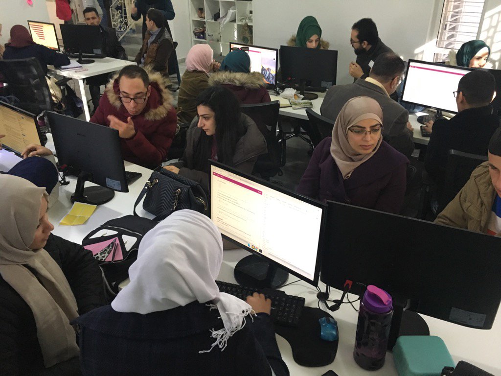 ReBootKAMP's tweet photo. Ready. Set. Hack! New cohort of future engineers and otherwise good humans are off and running #HackYourWayOut https://t.co/FNgqoecXw5