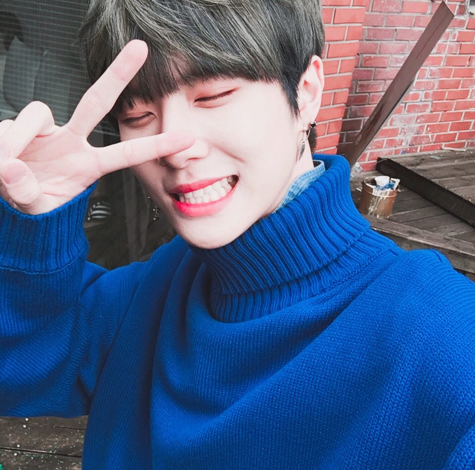 JBJtwt787's tweet photo. [#김동한😬] 오늘 즐거웠다능~ 
내일 보자능~~❤️👍👍 https://t.co/9qTaVxFWDy
