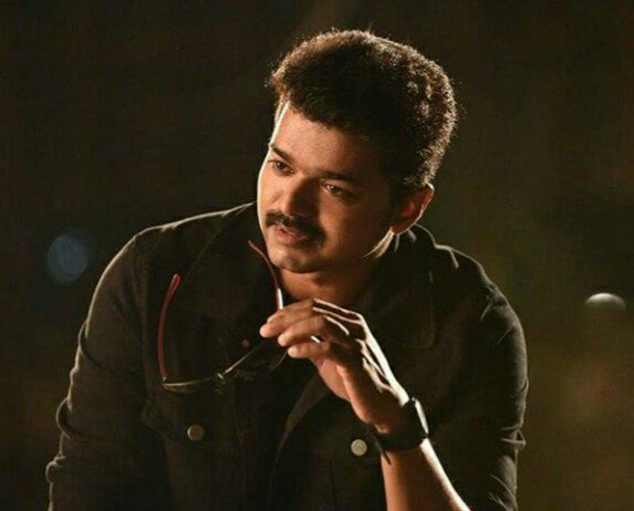 Jamesbond007_s's tweet photo. எங்க தளபதி @actorvijay இருக்கிற #ஜில்லாவுல எத்தனை #பில்லா வந்தாலும் சரி #வேதாளம் வந்தாலும் சரி ஒரு கையில #கத்தியும் மற்றொரு கையில #துப்பாக்கியை வச்சி சும்மா #கில்லி மாதிரி #தெறிக்க விடுவோம் 👊👊
INSPIRATION THALAPATHY VIJAY https://t.co/GWNMfYL00P