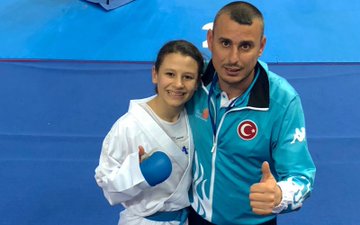 Resmi Twitter'da görüntüle
