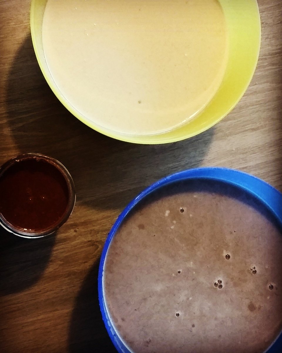 menusfr's tweet photo. 🍽 prêts pour la chandeleur 😋
▫pâte à galettes
▫pâte à crêpes
▫pâte à tartiner
#chandeleur #crepe #galette #nutellamaison #pateatartiner #faitmaison #cuisine #food #yummy https://t.co/ToOYQTAEfN