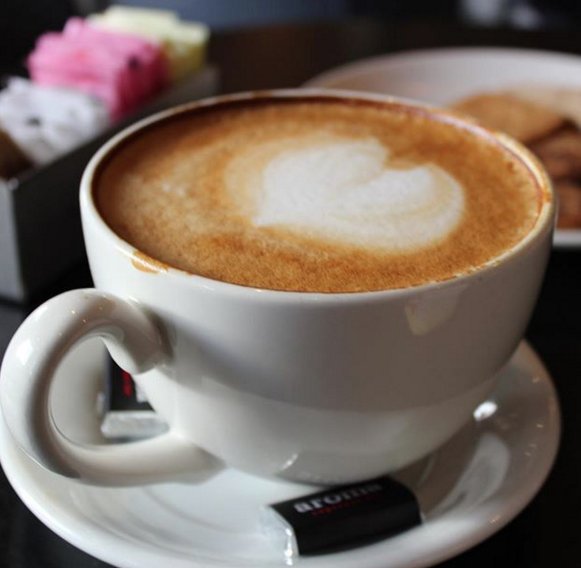 shopSQUAREONE's tweet photo. Good AM! Start your Saturday morning shopping with caffeine from @aromaespresso. Visit https://t.co/iQ1dM5GkXZ #SQ1 #SQ1eats https://t.co/a2HGLn9wXM