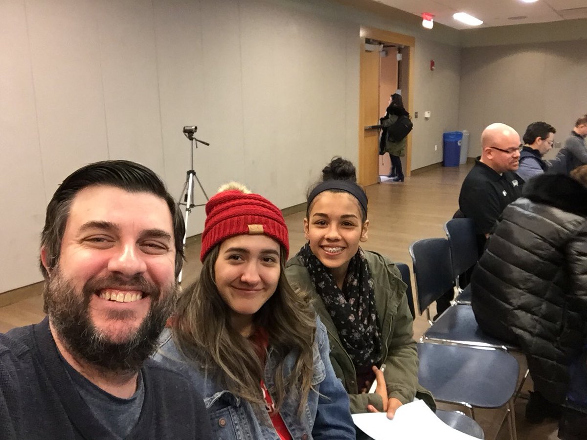 Mr_Jeff_Evans's tweet photo. #DrewTeach conference #Ehinger https://t.co/1jPGoAy2yj