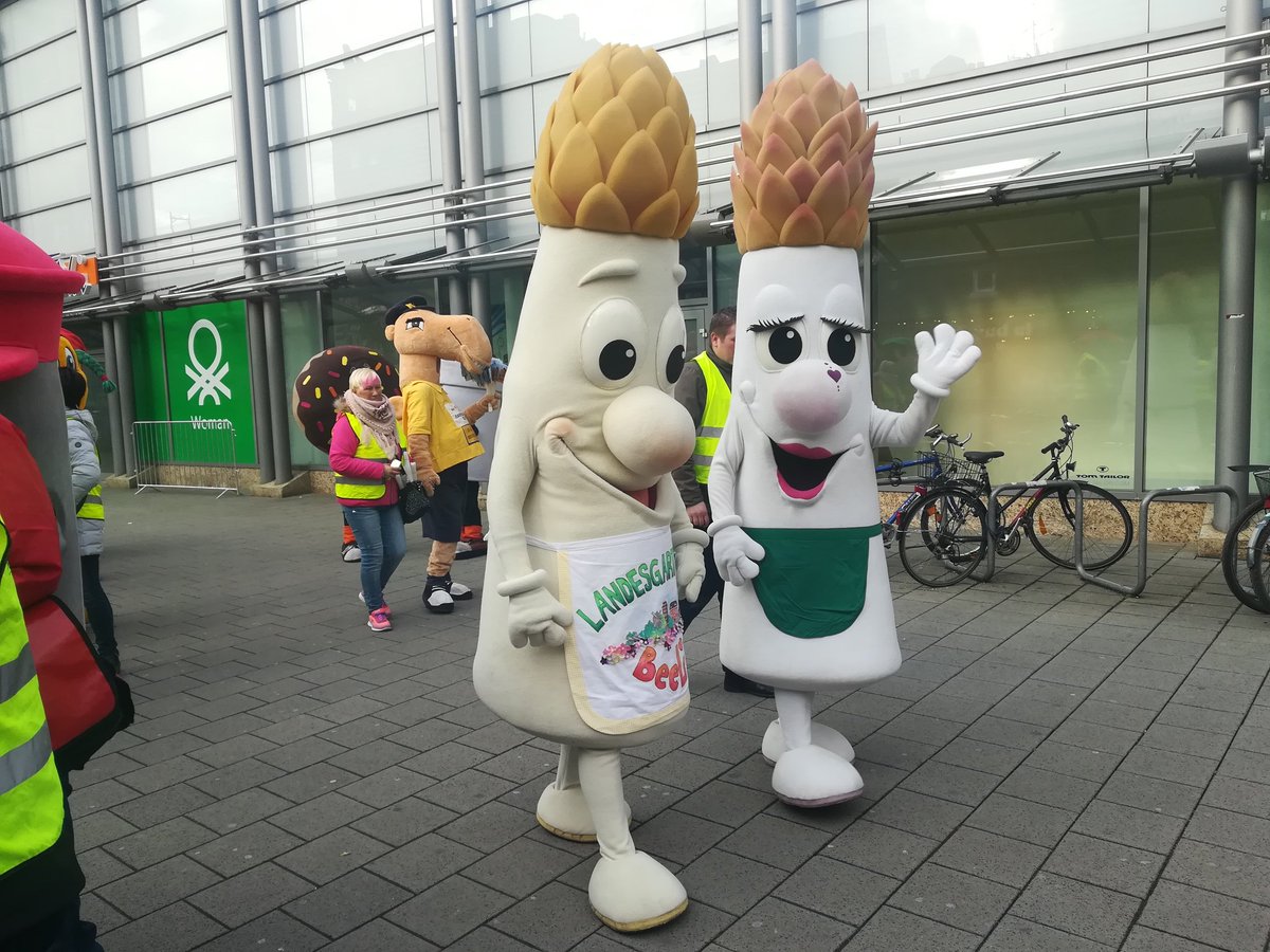 ChrisAusNbg's tweet photo. #toonwalk #nürnberg https://t.co/xdwEsKV6Sh