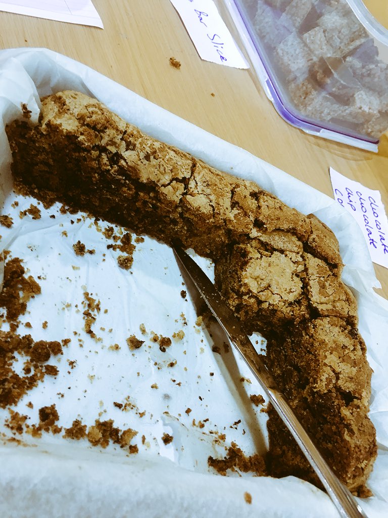 StrathUltimate's tweet image. If you haven’t already, please make sure to swing by the bake sale next to the TD table. Help broke ass students live their dream in going to worlds. HIGHLY recommend the cookie bar and it’s going fast!! Give what you can x