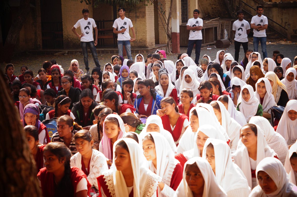 MumbaiAkkians's tweet photo. Hattss off to #AkolaAkkians for their 2nd #PadmanCampaign , At #SavitriBaiPhule #Girls School today. @PadManTheFilm @akshaykumar @mrsfunnybones @sonamakapoor @radhika_apte @kriarj @SonyPicsIndia
PADMAN IN 6 DAYS https://t.co/cSwIozx8Rx