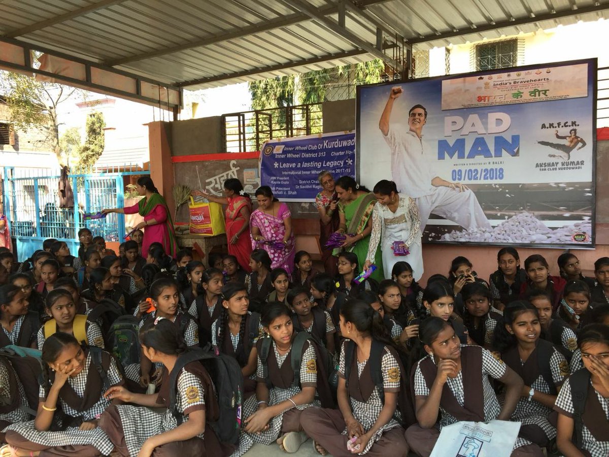MumbaiAkkians's tweet photo. Pics - Hattss off to @akshaykumar sir Fan group @AKKIKurudvadiFC they arranged #MenstrualHygiene awareness programme and free sanitary napkins distribution for #AntarBharatiVidyalaya #Girls students at #Kurudwadi, #Solapur District. #Padman
PADMAN IN 6 DAYS
@mrsfunnybones https://t.co/BMKK5Jf1KF