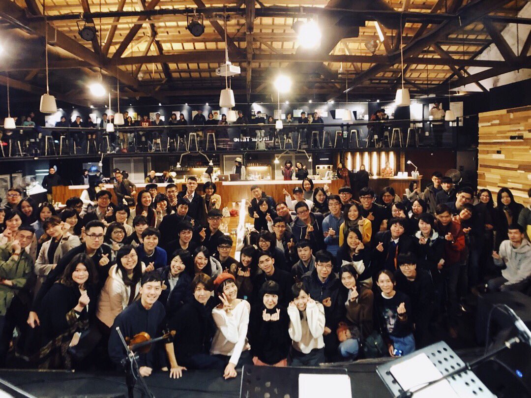 Cicadatw's tweet photo. 謝謝高雄的朋友，謝謝 In Our Time ☀️ https://t.co/2usoByt7xT