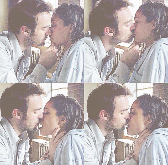 charliecoxfans's tweet photo. #Clairedevil #Rewatch #MattMurdock #ClaireTemple #daredevil #CharlieCox #RosarioDawson 😈❤️ https://t.co/fRELNwkYnZ