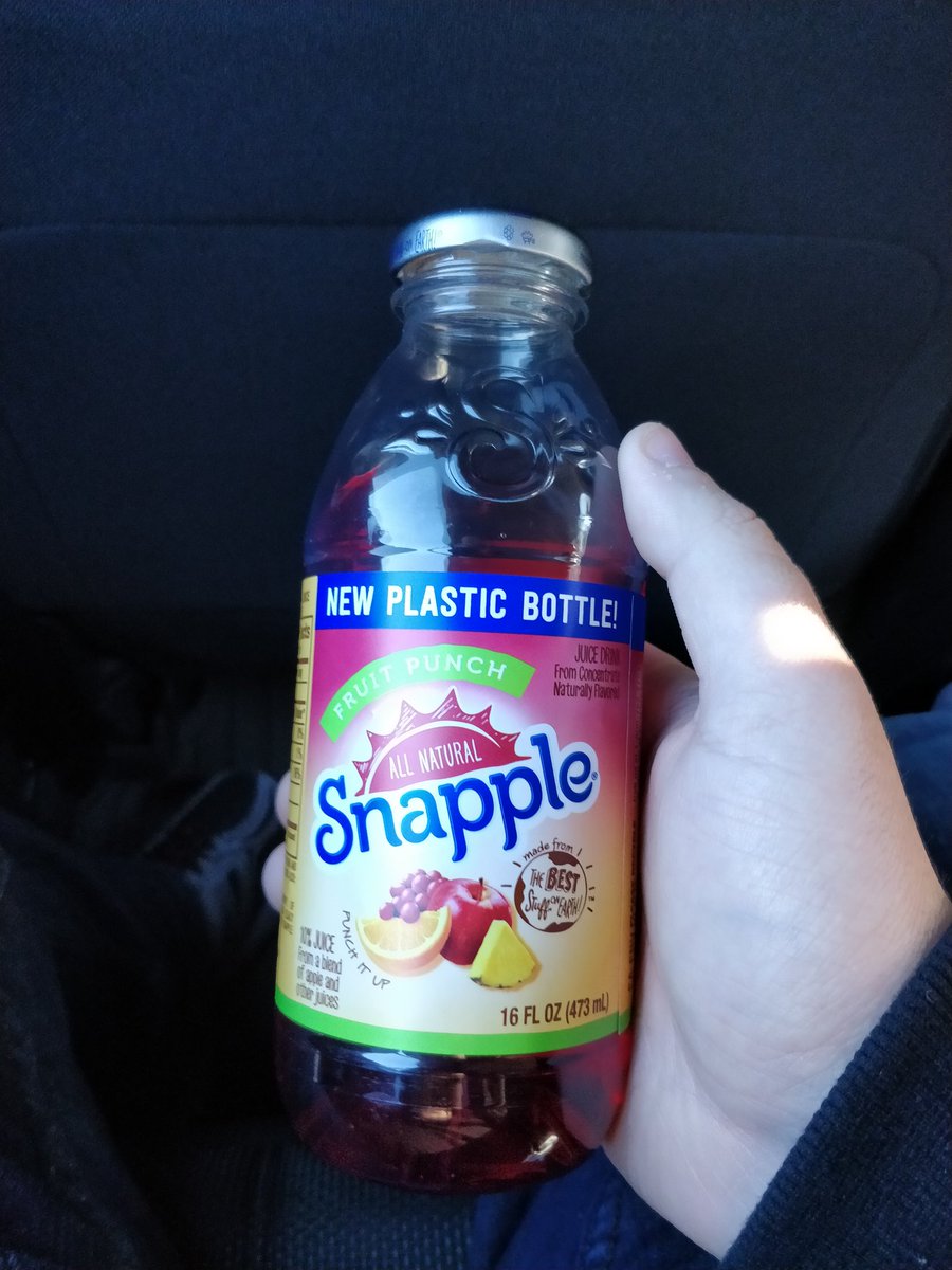 NexusBen's tweet photo. Can all take a second and acknowledge that Snapple switched to plastic bottles? This is crap https://t.co/TX4umZQOvj
