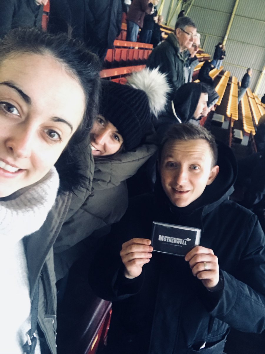 deborahkerr4's tweet photo. At Firpark and feeling confident! ⚽️ Come on the well! #Clyde1FanPic https://t.co/3sVL6yg22v