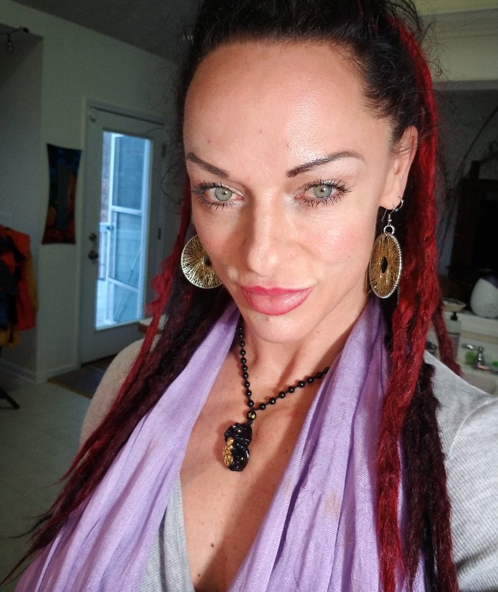 The_Chieftess's tweet photo. I am here to teach to #TheNewHuman. That's why I am here. That's my focus. Not how I am received.

I #LOVE YOU❤️
#TheChieftess #BeHUMAN #MOTHER #Healing #addiction #alcoholism #anxiety #depression #recovery #spirituality #holistic #health #mindfulness https://t.co/dISZTFyV6E