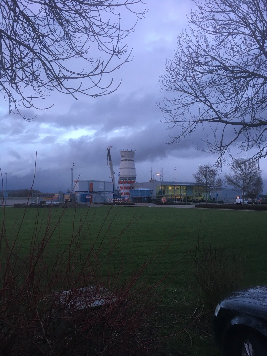 Prachtige week gehad met op woensdag een indrukwekkend bezoek aan @InaAdema met <a href="/Noud_Hendriks/">Noud Hendriks</a> mooie rondleiding in Lelystad, wat een ruimte, wat een ontwikkeling. Gesproken met wethouder EZ, directeur LAB, directeur Lelystad Airport oa over bereikbaarheid en komst Zara. 👍