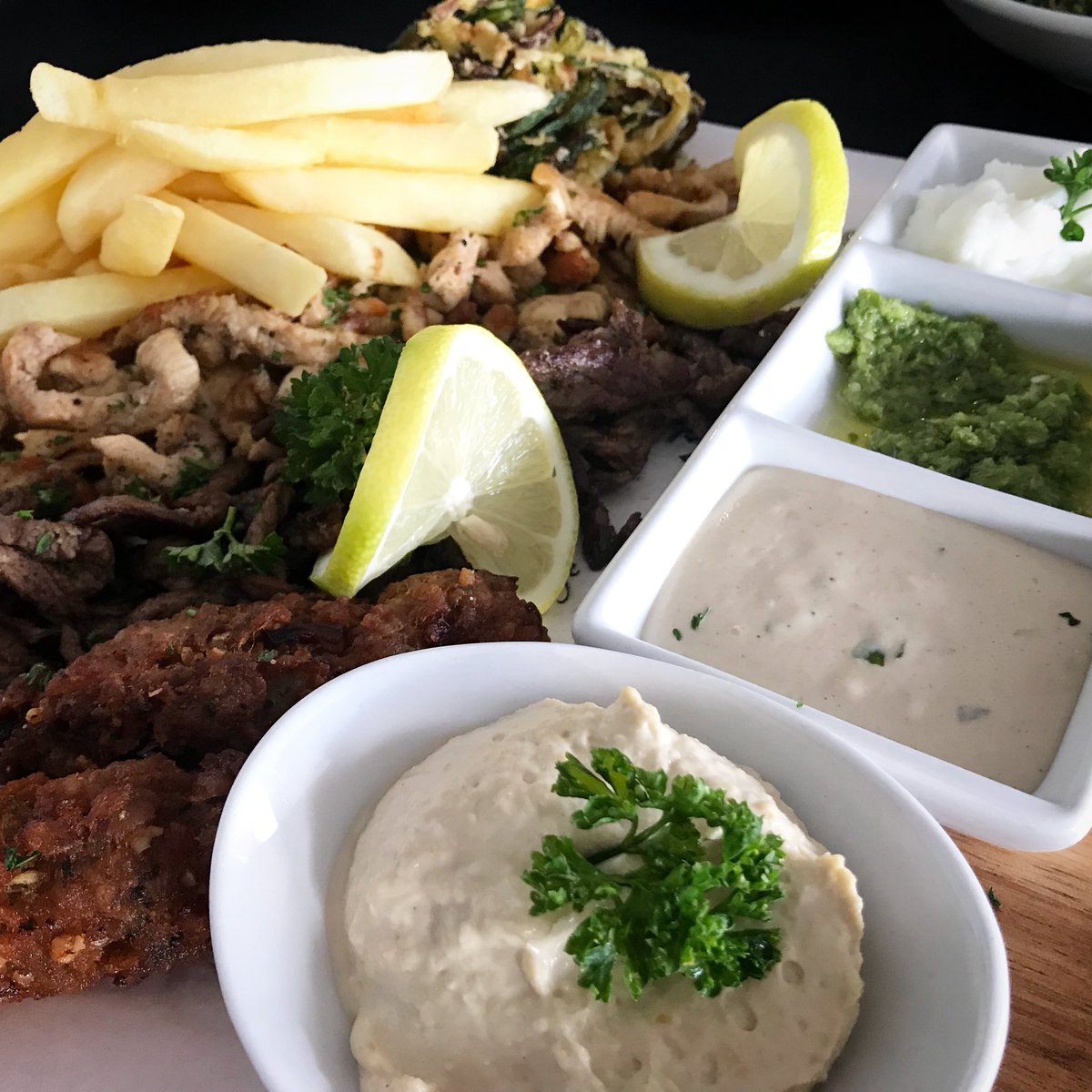 The mouthwatering Mashewe Platter only at #ArezCafe 👌🏻🇱🇧