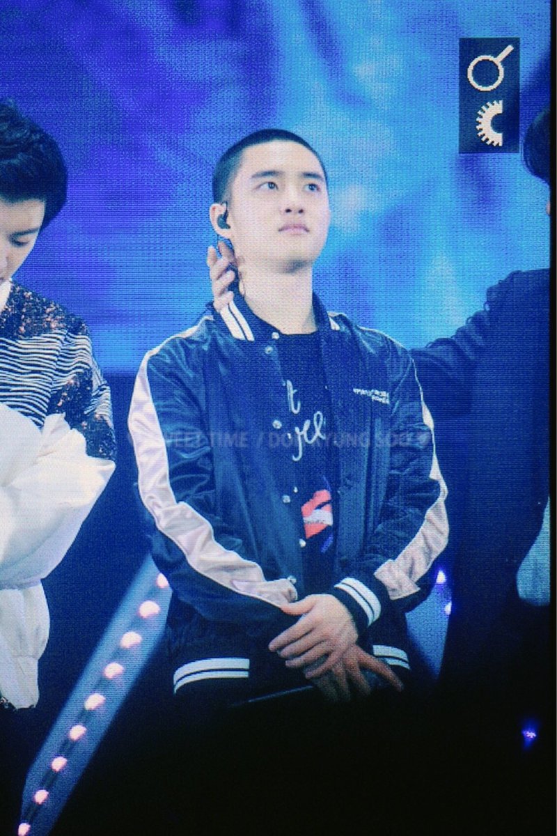 112sweettime's tweet photo. 180203
종인이 왜 이렇게,,,, 한 걸까,,, 
#iHeartAwards #BestFanArmy #EXOL @weareoneEXO https://t.co/ynrfddPG2n
