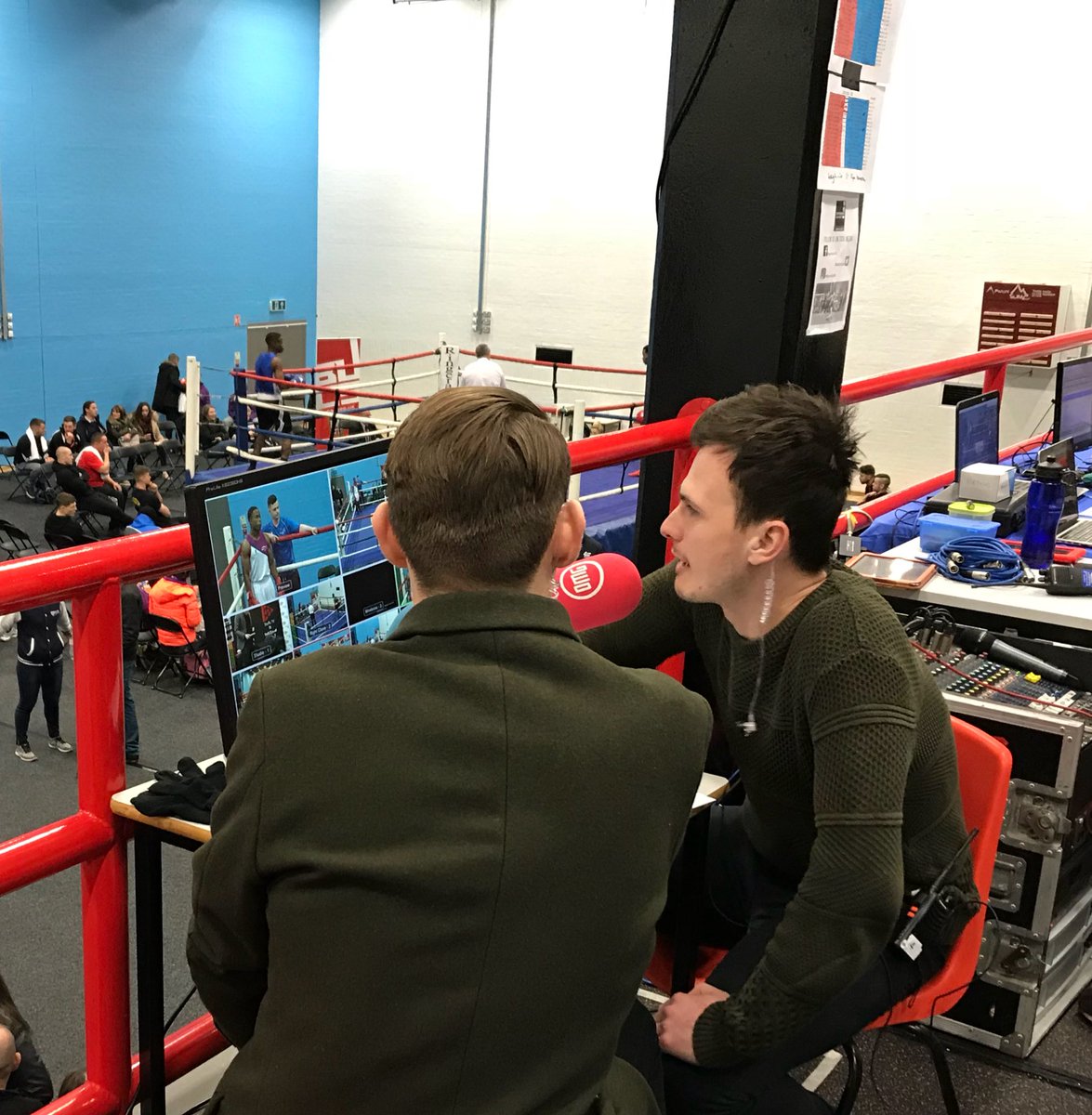 BUCSsport's tweet photo. 🥊| Top work from @StaffsTV &amp; @OMGmedia for their quality coverage at #BUCSboxing Championships 👌

👏👏

Make sure you are watching 👀&amp; listening👂👇

🎥👉: https://t.co/l4iPzR91PN
📻👉: https://t.co/K5DBoJFwUG https://t.co/RTrYApwvxK