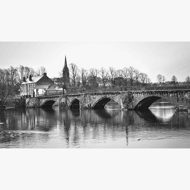 BluetackPhoto's tweet photo. Classic Chester ...Roodee / River Dee
#roodee #riverdee #chester #chesterriver #bnw #blackandwhitephotography #instablackandwhite #bridgeoverwater #bwphoto #bwphotograph #bluetackphotograph #sonya6000 #sigma30mm14 #cameralife #bestcities #hometownpride https://t.co/R66KbhUlUw https://t.co/3Jp5CyTiJ8