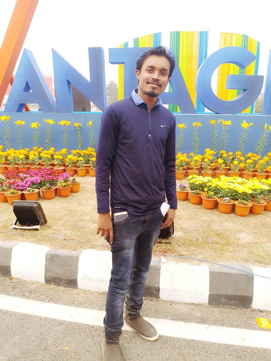papuphkurmi's tweet photo. Do you remember when you joined Twitter? I do! #MyTwitterAnniversary and today I grateful to Assam govt because he gave me a chance to meet modi in my special day..  #AdvantageAssam 
#knowhow3d https://t.co/JRLtTpdN9d