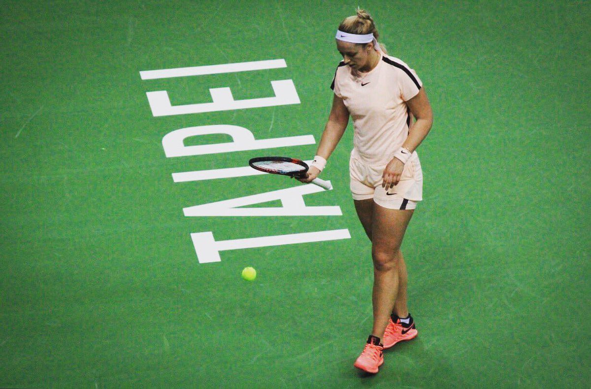 SABINE LISICKI DVHvaI7VAAAFwgA