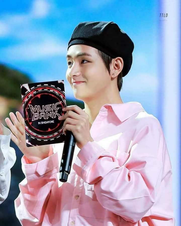 armyaem's tweet photo. เพราะรักจึงโหวต😍😍
#TwitterBestFandom 
#TeamBTS https://t.co/wujkH8LjFr