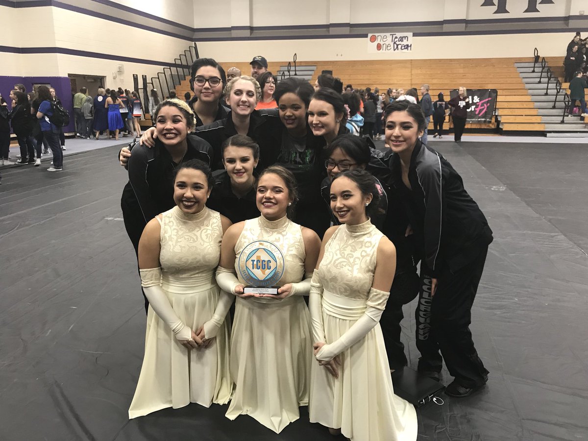 clearfallsband's tweet photo. Congratulations to our Color Guard!! They took 1st place at Morton Ranch with their 2018 production - “A Presence” https://t.co/2gWan2nj63