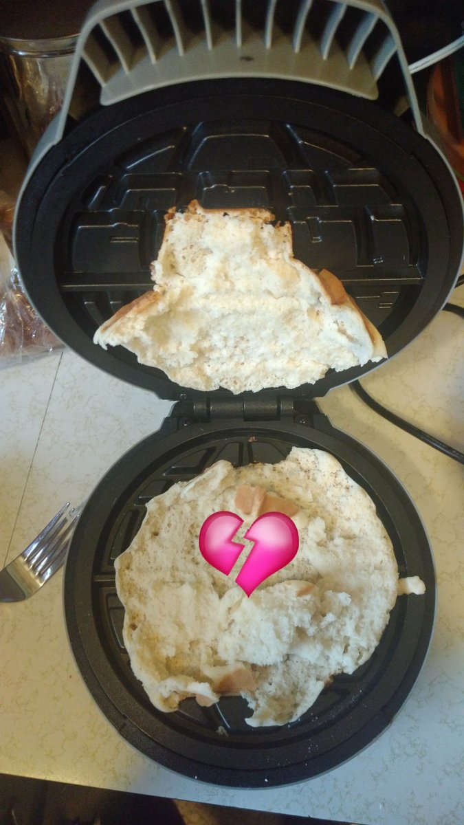AndrewWestmark's tweet photo. Why do my waffles always stick to my #DeathStar @thinkgeek iron? #ReleaseTheMemo https://t.co/WVxq4JmWVb