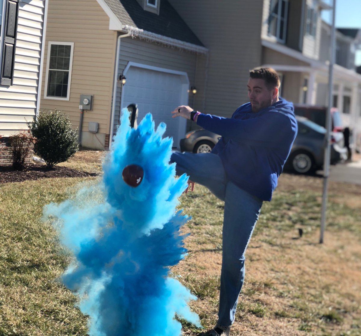 MrCoachKlineDHS's tweet photo. Baby Kline #2 is a Boy! #futurewildcat #DelmarFootballClass2036 https://t.co/5PX3BshUoW