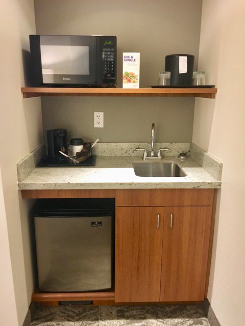 Your own little kitchen!! #springhillsuites #athens #georgia #hotel #hotelstay #marriott #marriottrewards #hotelroom #hotellife