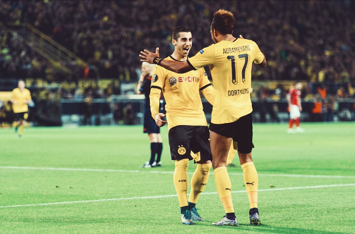 soccerdotcom_es's tweet photo. Como en los viejos tiempos.

@Aubameyang7 y @HenrikhMkh están juntos de nuevo y esto le gusta a los hinchas de @Arsenal. https://t.co/Zami92IJD5