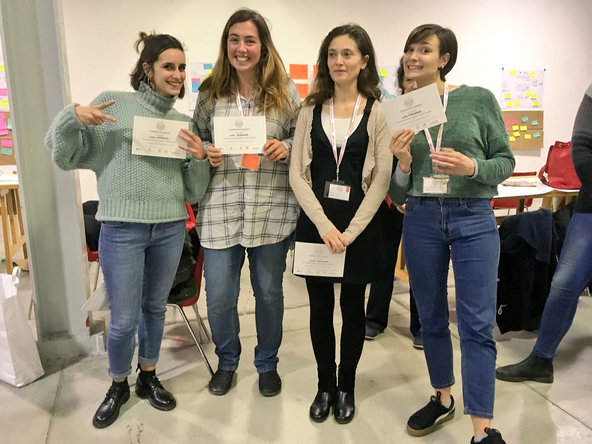 vdmdesign's tweet photo. Con gli amici di @ActionAidItalia non ci si annoia mai! Una giornata di codesign e #designthinking a Milano con giovani intraprendenti e attori del territorio #NEETs. @milanogiovani #MiGenerationLab https://t.co/oj3Mx1FShw
