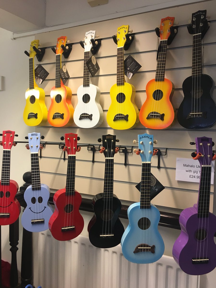 LakelandMusic's tweet photo. Sale still on at Lakeland Music, up to 25% off all instruments in store while stock lasts 🎶🎵🎶 https://t.co/jUG1DCONED