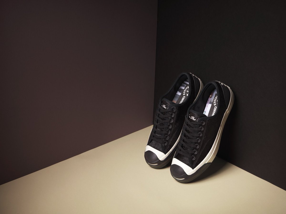 UNDEFEATEDinc's tweet photo. .@BornxRaised x Converse // Available now at Undefeated La Brea and https://t.co/rPhV7ZP2Fc https://t.co/r9NwJma08j
