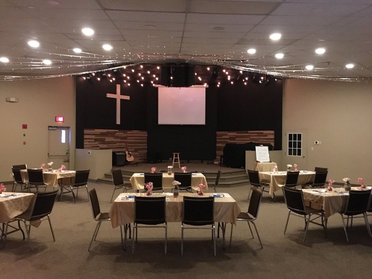 Sheldon306Dean's tweet photo. What a beautiful set up for the Together For Good marriage conference happening today at Calvary Baptist Church in Regina today. https://t.co/FG0jOSz81W