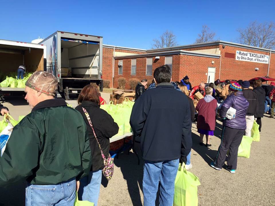 Hope4Dayton's tweet photo. Another Food for Fairborn in the books! https://t.co/oJpKgk56a1