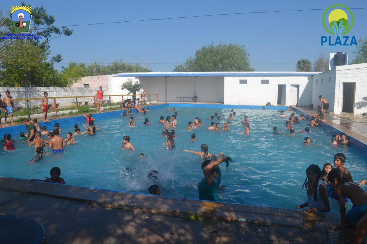 munideplaza's tweet image. NIÑOS FELICES
#COMPLEJOAQUA 
Mas de 100 chicos disfrutaron de una mañana espectacular en el Natatorio Complejo Aqua.
Dentro de las actividades que tiene el Área de Deporte en la colonia de vacaciones, esta es una de ellas,  incluir a todos los chicos de los diferentes barrios.