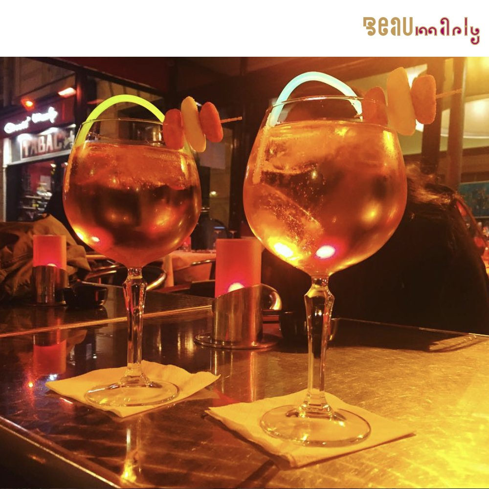 BeaumarlyParis's tweet photo. @Cafe Marly #FinallyWeekend 🍹
 Oh sweet Saturday ! 
 Repost @mademoizealous https://t.co/X7Wfm56Pbu