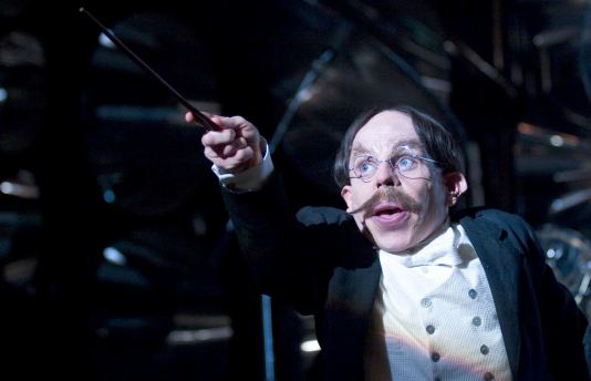 Happy Birthday, Warwick Davis!   