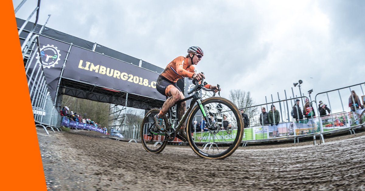 Mondiale titelstrijd in Valkenburg begint succesvol! In elke categorie pakt Nederland vandaag een medaille. #Limburg2018

knwu.nl/nieuws/nederla…