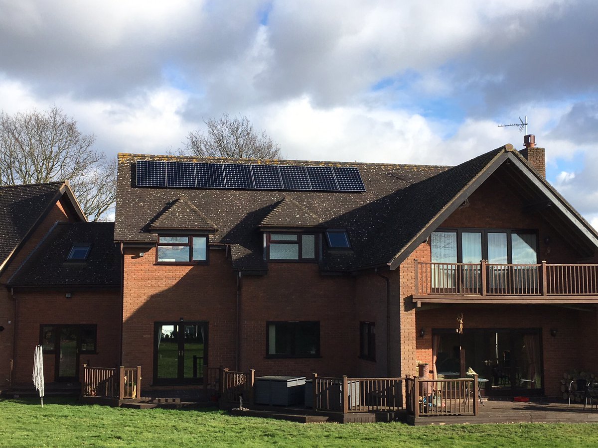 Stratfordenergy's tweet photo. Top quality install by @Stratfordenergy team 6.54kWp @SunPower #solarpv @SolarEdgePV optimisation 2 x #Tesla #Powerwall2s @MyEnergiLTD #Eddi &amp; #Harvi #energystorage #solutionriseseveryday #Kenilworth https://t.co/Y8FF8tsAY5